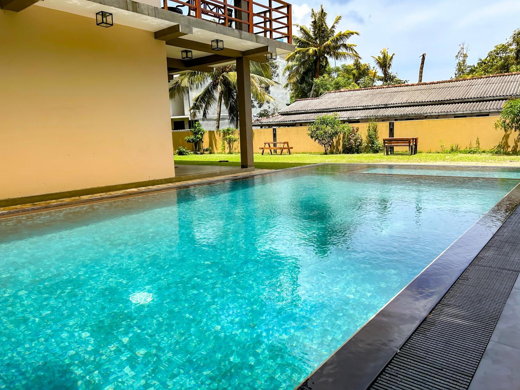 Bungalow By Tropical Villa Weligama Esterno foto